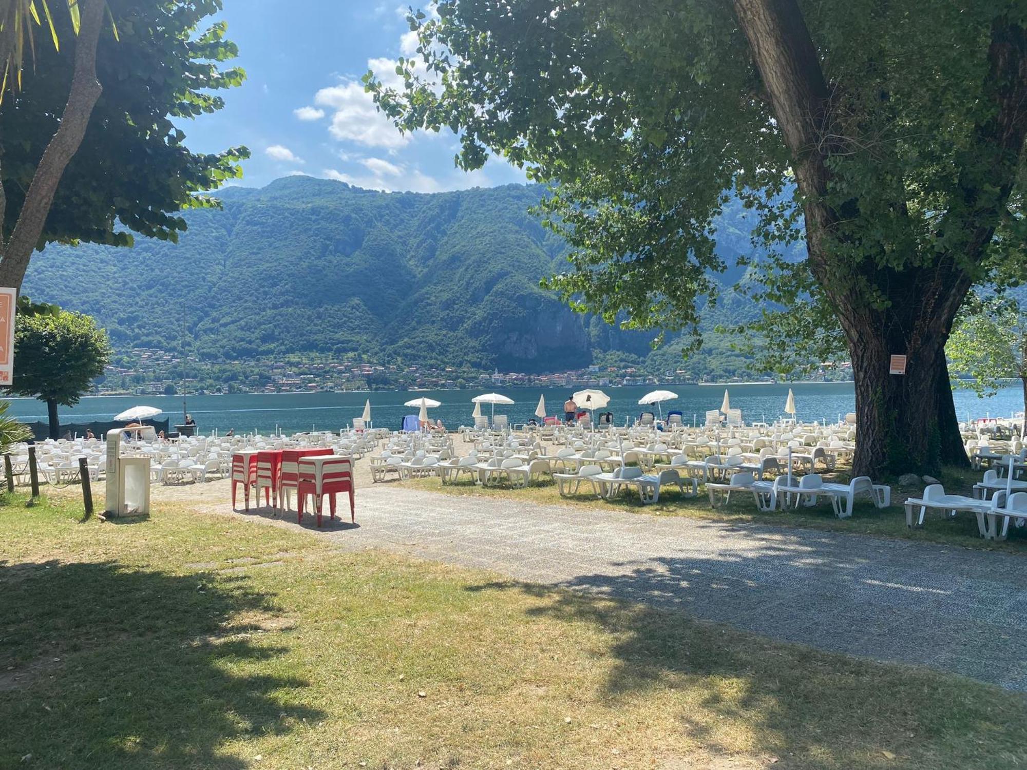 Villa The Swan - Composed By 2 Apartments Mandello del Lario Exteriér fotografie